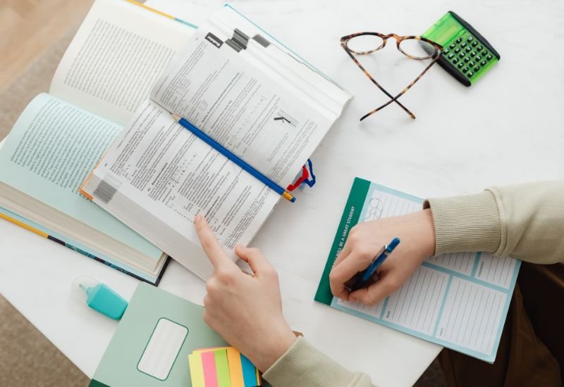 BA (Hons) In Business Management (L6 Entry Top Up)