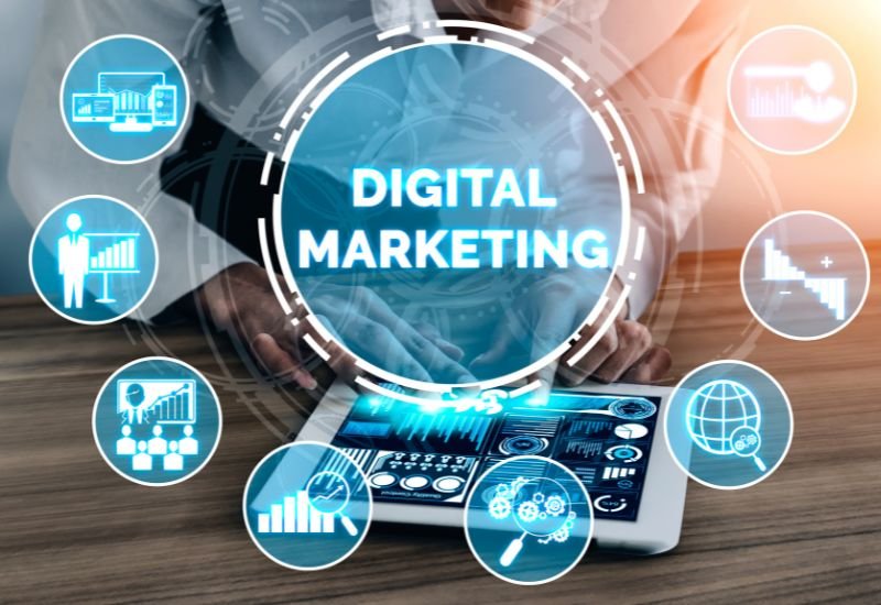 BA (Hons) Digital Marketing (with Foundation Year)